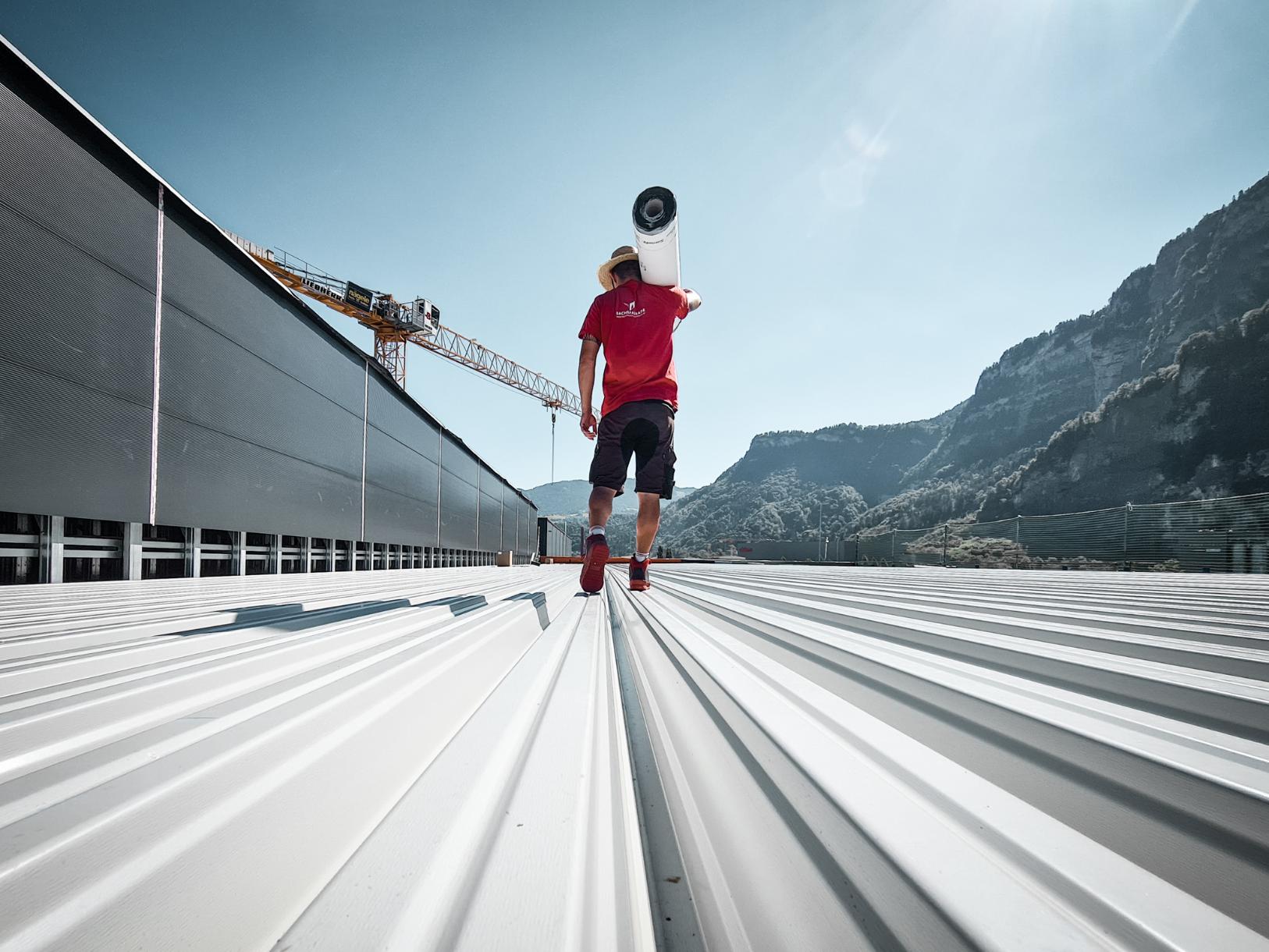 Jobs in Vorarlberg: Dachdecker, Spengler und Hilfsarbeiter (M,W,D)